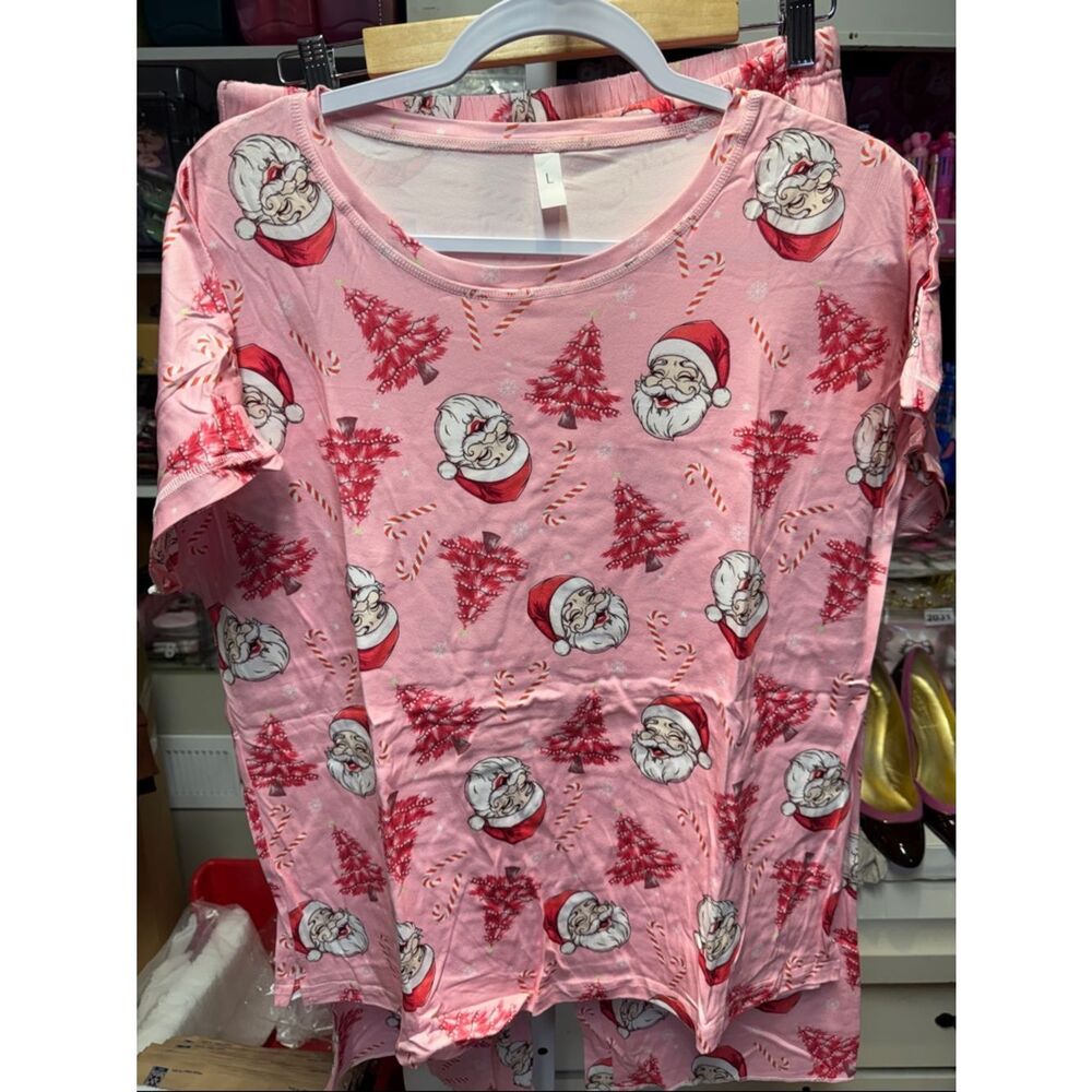 NWOT Size LRG Pink Santa Print Holiday Top